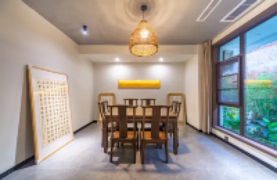 Yinhai·Luxury Leisure Lodge