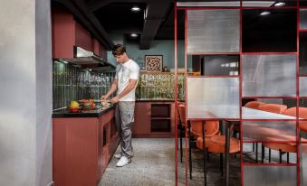 Express by M Village Vo Van Kiet