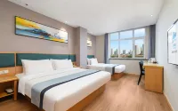 Homeinn Hotel (Shenyangbei Railway Station Huigong Square) Hotels in Shenyang
