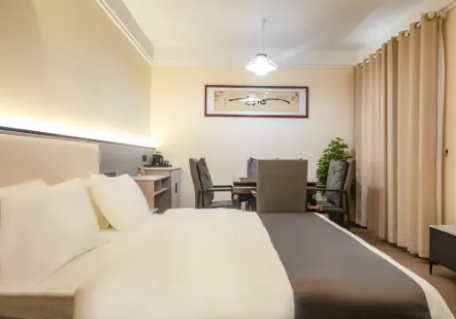 Tongcheng Yizhou Chinese Inn