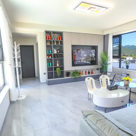 Laojun Mountain · Yipan Junyan Homestay (Laojun Mountain Visitor Center)