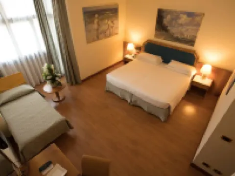 米蘭歐爾納維廖河畔特雷扎諾 IH 飯店 特雷扎諾南納維利奧酒店