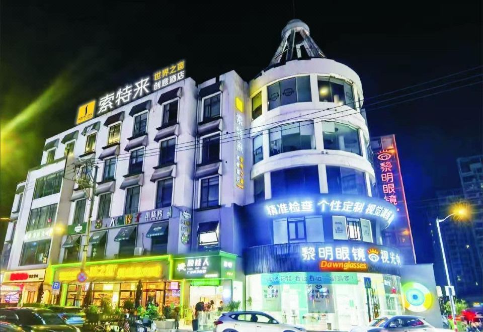 hotel overview picture
