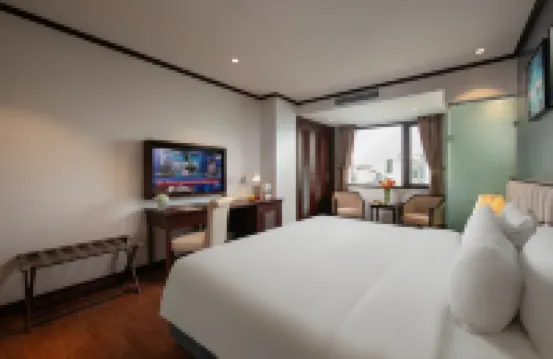 เมย์ เดอ วิลล์ คอร์เนอร์ โฮเทล