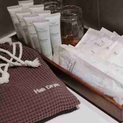 Balcony Courtyard Sriracha Hotel & Serviced Apartments Rooms