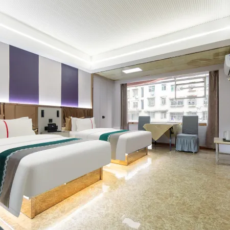 Hailan Yuntian Holiday Collection Hotel (Ezhou Nanpu International Plaza Branch)