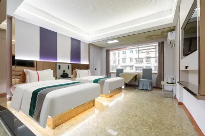 Hailan Yuntian Holiday Collection Hotel (Ezhou Nanpu International Plaza Branch) Hotels near Ezhou Xishan Scenic Spot