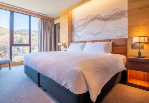 Yu Kiroro, Ski-in Ski-out Luxury Residences