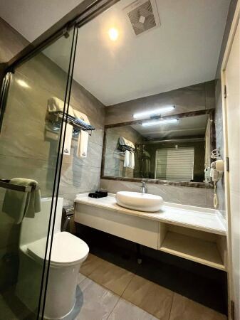 Guiding Changwang Hotel Отели в г. Гуйдин