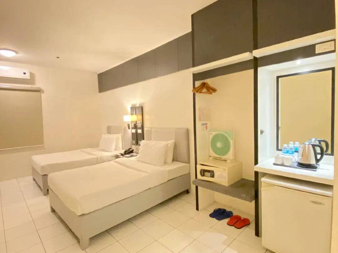 Majestic Hotel - Manila