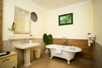 Villa Santi Hotel - parking