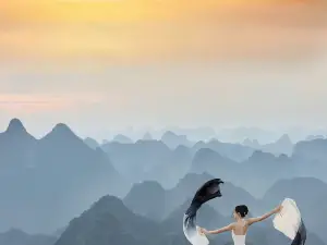 Yangshuo Puyuan · Senyang Vila Panoramic Starry Sky Pool Resort Hotel