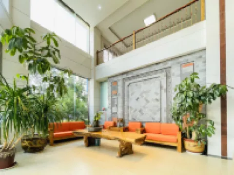 銀盛飯店（大理州賓川汽車客運站店）