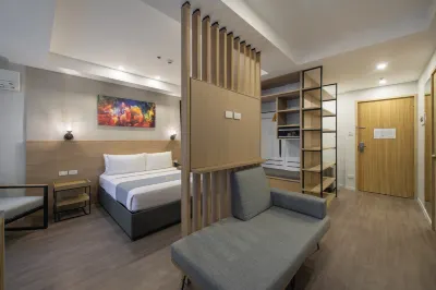 Jet Hotel Hotels near Artwork