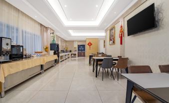 Vienna Hotel (Qiandeng Old Town, Kunshan)