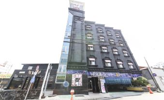 Jeongeup W