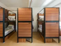 7 Wonders Hostel at Upper Dickson Hotels near Little India