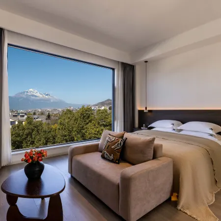 Lijiang Deer’s Call Heights Hotel（With snow mountain view·Rooftop Garden）