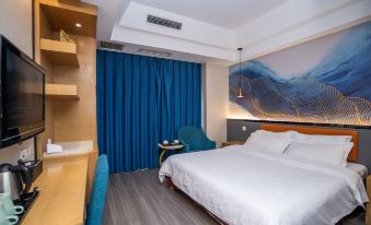 Yinshe Hotel (Chengdu Southwest Jiaotong University Shawan Subway Station)