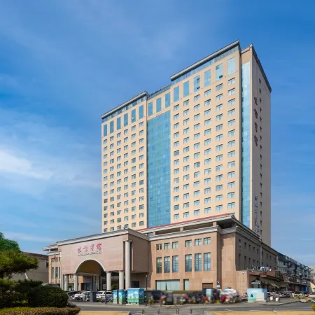 Luoyang Friendship Hotel (Peony Square Metro Station)