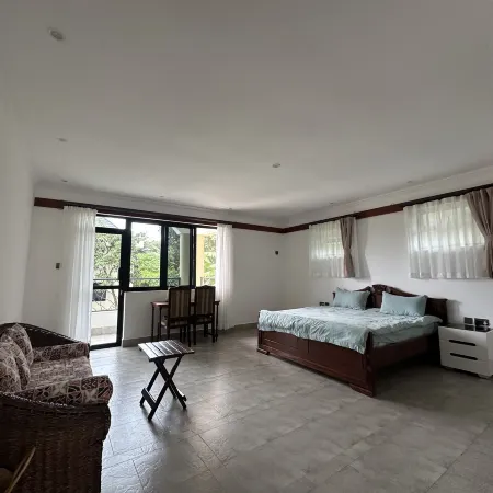 Nakuru Bamboo Hut Guest house