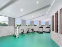 Holiday Inn Yining Enjoy· Yi Banana Leaf (Yining Airport Branch) فنادق في إي نينغ
