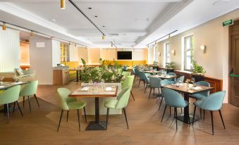 Artcourt Moscow Center Hotel (ex. Courtyard by Marriott City Center Hotel)