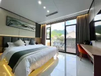 Sanqing Mountain Yueting Mountain Retreat Homestay (East Golden Sand Cable Car Store)