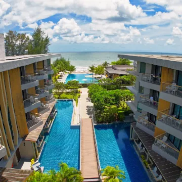 Sand Dunes Chaolao Beach Resort Hotels near Chalerm Burapha Chonlathit