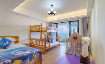 Beihai Hongyuan Scenic Apartment (Underwater World Old Street)