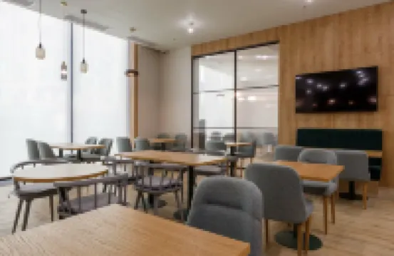 Glenver Garden Hotel (Ex.Hilton Garden Inn)