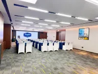 Hampton by Hilton Nanning East Station - Business