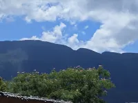 Qieman residentisl accommodation in Shaxi Ancient Town - con vista montagne