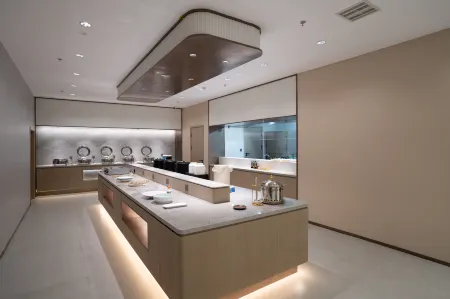 Home Inn UP Huayi Select Hotel (Lijing Square Store, Yijin Horoluo Banner, Ordos)