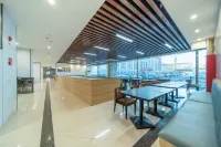 White Swan Hotel (Bayinbulak Town)