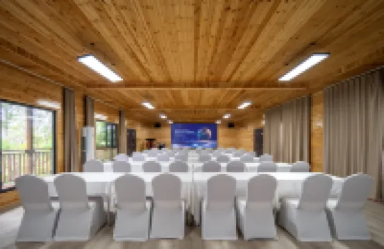 QIANNA HOTEL GLORIOUS (Fuxi Mountain Guogongling)