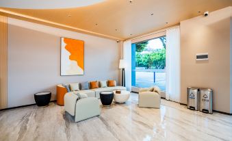 Baoshan Yuezhijia Hotel (Baoshan Qinghuahai Wetland Park Store)