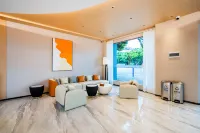 Baoshan Yuezhijia Hotel (Baoshan Qinghuahai Wetland Park Store)