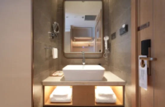 維也納酒店（延吉延邊大學網紅牆店）