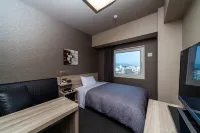 Hotel Route-Inn Tsuyama Ekimae فنادق في 