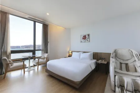 The Van Hotel