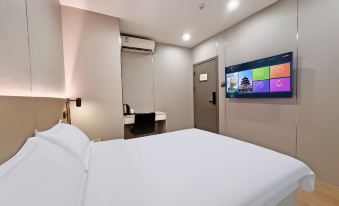 Fengyuanju Business Hotel