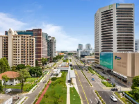 جراند ميركيور سينجابور روكسي Hotels near مطار شانغي، الصالة 2