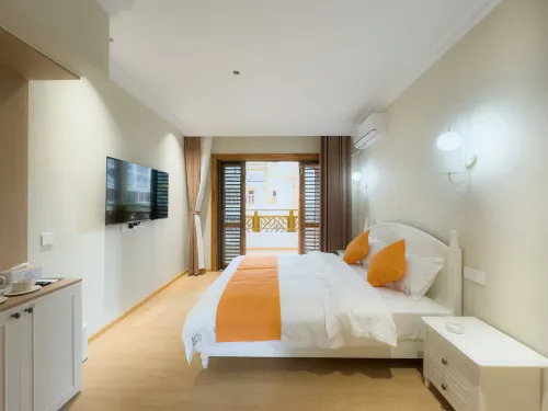 Shan Qian yue Xia min su Hotels in Lincang