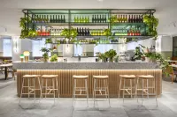 Holiday Inn Melbourne Bourke Street Mall by IHG - bar
