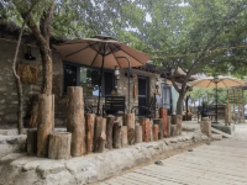 Helan Mountain Yanhua Gucun Jiugu Xiaoshe Homestay