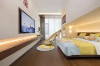 Yundu Homestay (Baoquan Tourist Resort Area) - Balkoner