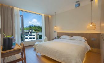 CLOUD Gatherers Boutique Mountique Lodge