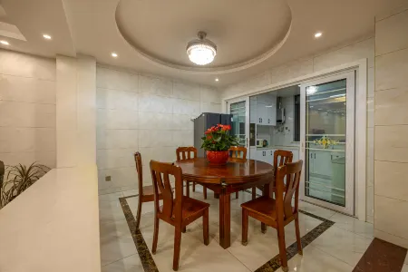 Zen Yaju Homestay (Yao Hu Town Longchi Mountain Scenic Area) Отели рядом с достопримечательностью «Linggu Cave»