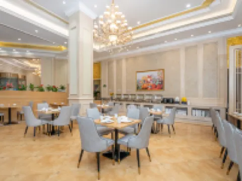 Vienna Hotel (Anhui Huangshan Shexian Ancient City, Hetai International City) Hotels in She County